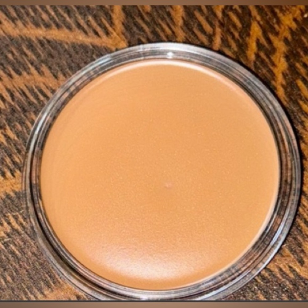 Juvia’s Place HONEY …